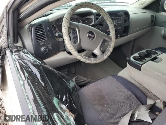 ✅ 2007 GMC Sierra 2500HD SLE1 • VIN: 1GTHK29K87E518402 • Лот: 88027635. Опубликован ранее на Copart с пробегом 148 128 миль. Бесплатный доступ к архиву аукционных продаж из США и подробный отчёт об истории автомобиля на DreamBid. Изображение 8.