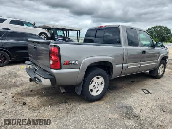 2006 Chevrolet Silverado 1500 LT2 с VIN 1GCEK19T76Z201367, выставлен на аукционе Copart как лот 65168855 с пробегом 184 137 миль миль и Чистый • Clean title. История ставок и продаж доступна на DreamBid. Изображение 3.