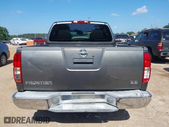 ✅ 2006 Nissan Frontier SE • VIN: 1N6AD07U96C416196 • Лот: 42267679. Опубликован ранее на IAAI с пробегом 180 947 миль. Бесплатный доступ к архиву аукционных продаж из США и подробный отчёт об истории автомобиля на DreamBid. Изображение 16.