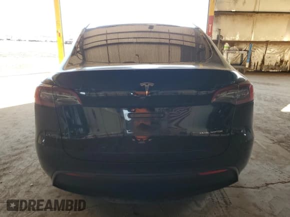 ✅ 2021 Tesla Model Y Long Range • VIN: 5YJYGDEE5MF217934 • Lot: 90653715. Wystawiony na Copart z przebiegiem 122 118 mil. Bezpłatny archiwum sprzedaży aukcyjnych z USA i szczegółowy raport historii pojazdu na DreamBid. Zdjęcie 6.