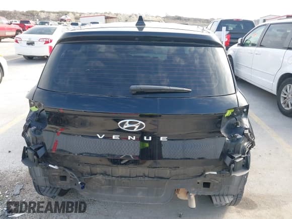 ✅ 2022 Hyundai Venue Limited • VIN: KMHRC8A39NU166115 • Lot: 41535784. Listed on IAAI with 64,442 mi. Free auction sales archive from the USA and detailed vehicle history report at DreamBid. Image 17.