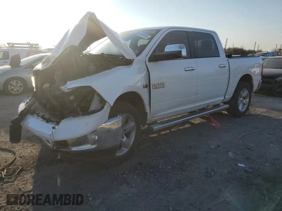 ✅ 2015 Ram 1500 Outdoorsman • VIN: 1C6RR7LT2FS782852 • Lot: 48855185. Listed on Copart with 117,713 mi. Free auction sales archive from the USA and detailed vehicle history report at DreamBid. Image 1.