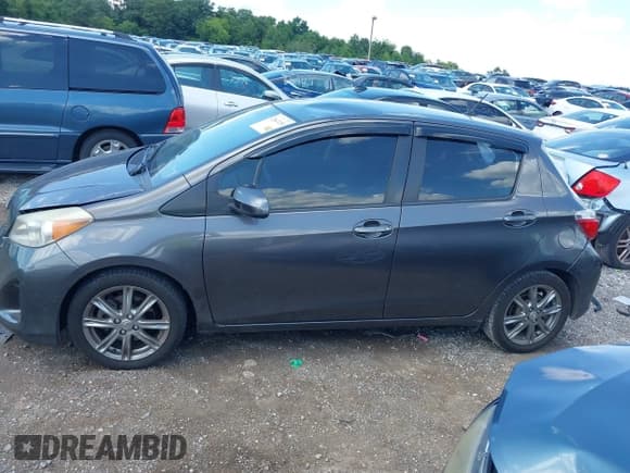 ✅ 2012 Toyota Yaris L • VIN: JTDKTUD33CD534442 • Lot: 42647450. Listed on IAAI with 70,179 mi. Free auction sales archive from the USA and detailed vehicle history report at DreamBid. Image 14.