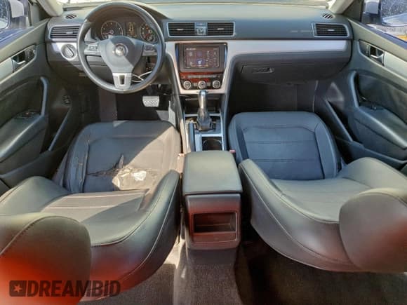 ✅ 2012 Volkswagen Passat SE • VIN: 1VWBP7A31CC070287 • Lot: 93894685. Listed on Copart with 122,563 mi. Free auction sales archive from the USA and detailed vehicle history report at DreamBid. Image 8.