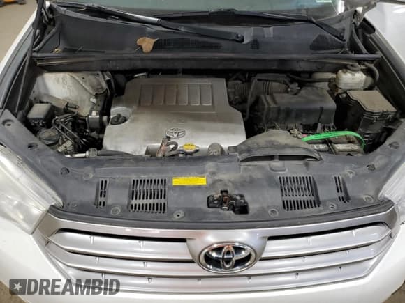 ✅ 2013 Toyota Highlander Plus • VIN: 5TDZK3EH1DS141146 • Лот: 85134695. Опубликован ранее на Copart с пробегом 283 370 миль. Бесплатный доступ к архиву аукционных продаж из США и подробный отчёт об истории автомобиля на DreamBid. Изображение 12.