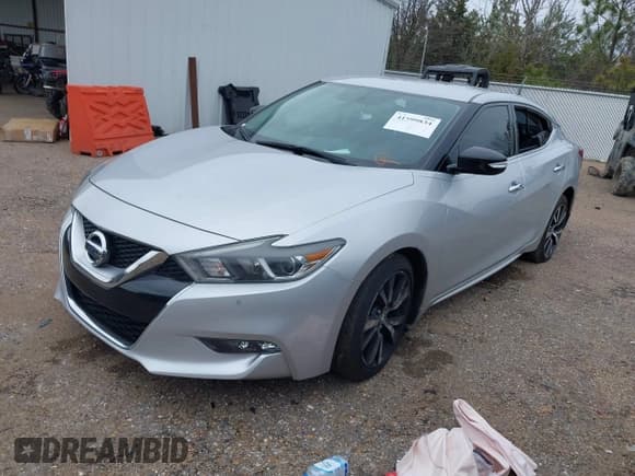 ✅ 2016 Nissan Maxima SL • VIN: 1N4AA6AP4GC383276 • Lot: 41599834. Wystawiony na IAAI z przebiegiem 47 098 mil. Bezpłatny archiwum sprzedaży aukcyjnych z USA i szczegółowy raport historii pojazdu na DreamBid. Zdjęcie 17.