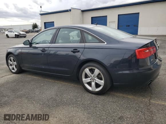 ✅ 2012 Audi A6 Premium Plus • VIN: WAUGGAFCXCN151305 • Lot: 82176855. Wystawiony na Copart z przebiegiem 142 448 mil. Bezpłatny archiwum sprzedaży aukcyjnych z USA i szczegółowy raport historii pojazdu na DreamBid. Zdjęcie 2.