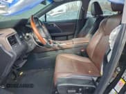 ✅ 2017 Lexus RX 350 • VIN: 2T2BZMCAXHC122792 • Lot: 62654885. Wystawiony na Copart z przebiegiem 58 991 mil. Bezpłatny archiwum sprzedaży aukcyjnych z USA i szczegółowy raport historii pojazdu na DreamBid. Zdjęcie 7.