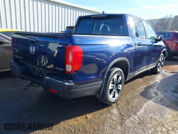 ✅ 2020 Honda Ridgeline RTL • VIN: 5FPYK3F56LB020705 • Lot: 41219665. Wystawiony na IAAI z przebiegiem 68 870 mil. Bezpłatny archiwum sprzedaży aukcyjnych z USA i szczegółowy raport historii pojazdu na DreamBid. Zdjęcie 4.
