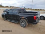 ✅ 2024 GMC Canyon 4WD AT4 • VIN: 1GTP6DEK5R1271996 • Lot: 90951275. Wystawiony na Copart z przebiegiem 9 310 mil. Bezpłatny archiwum sprzedaży aukcyjnych z USA i szczegółowy raport historii pojazdu na DreamBid. Zdjęcie 2.