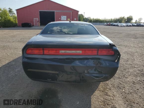 ✅ 2009 Dodge Challenger SE • VIN: 2B3LJ44V69H515716 • Lot: 70335234. Wystawiony na Copart z przebiegiem 255 192 mil. Bezpłatny archiwum sprzedaży aukcyjnych z USA i szczegółowy raport historii pojazdu na DreamBid. Zdjęcie 6.