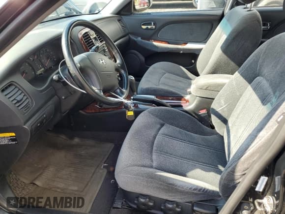 ✅ 2004 Hyundai Sonata GLS • VIN: KMHWF35H24A946301 • Lot: 63486185. Listed on Copart with 84,664 mi. Free auction sales archive from the USA and detailed vehicle history report at DreamBid. Image 7.