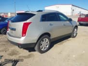 ✅ 2015 Cadillac SRX Luxury Collection • VIN: 3GYFNBE36FS537218 • Lot: 43509606. Wystawiony na IAAI z przebiegiem 89 408 mil. Bezpłatny archiwum sprzedaży aukcyjnych z USA i szczegółowy raport historii pojazdu na DreamBid. Zdjęcie 4.