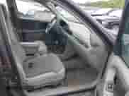 2000 Chevrolet Malibu z VIN 1G1ND52J8Y6143387, wystawiony jako IAAI lot #42603961 z przebiegiem 215 244 mil mil oraz . Historia ofert i sprzedaży dostępna na DreamBid. Obrazek 5.