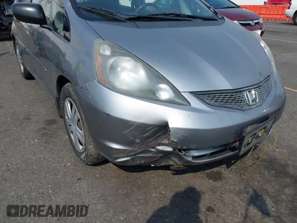 ✅ 2009 Honda Fit • VIN: JHMGE88219S008371 • Лот: 43083790. Опубликован ранее на IAAI с пробегом 192 723 миль. Бесплатный доступ к архиву аукционных продаж из США и подробный отчёт об истории автомобиля на DreamBid. Изображение 6.