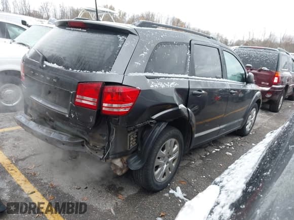 ✅ 2018 Dodge Journey SE • VIN: 3C4PDCAB2JT511248 • Lot: 43653866. Listed on IAAI with 102,475 mi. Free auction sales archive from the USA and detailed vehicle history report at DreamBid. Image 4.