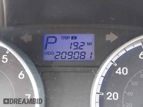 ✅ 2010 Hyundai Accent GLS • VIN: KMHCN4AC5AU422074 • Лот: 42387070. Опубликован ранее на IAAI с пробегом 209 081 миль. Бесплатный доступ к архиву аукционных продаж из США и подробный отчёт об истории автомобиля на DreamBid. Изображение 7.