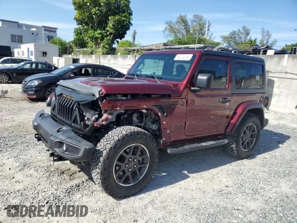 ✅ 2021 Jeep Wrangler Sport • VIN: 1C4GJXAN7MW631703 • Lot: 56120755. Wystawiony na Copart z przebiegiem 43 480 mil. Bezpłatny archiwum sprzedaży aukcyjnych z USA i szczegółowy raport historii pojazdu na DreamBid. Zdjęcie 1.