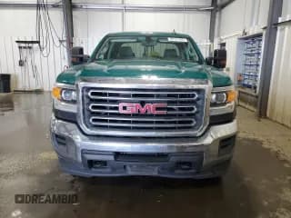 ✅ 2017 GMC Sierra 3500 • VIN: 1GT52VCG0HZ170033 • Lot: 86121365. Wystawiony na Copart z przebiegiem 107 112 mil. Bezpłatny archiwum sprzedaży aukcyjnych z USA i szczegółowy raport historii pojazdu na DreamBid. Zdjęcie 5.