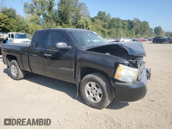 ✅ 2009 Chevrolet Silverado 1500 • VIN: 2GCEC290791103719 • Lot: 82221655. Wystawiony na Copart z przebiegiem 112 280 mil. Bezpłatny archiwum sprzedaży aukcyjnych z USA i szczegółowy raport historii pojazdu na DreamBid. Zdjęcie 4.