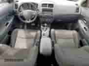 2016 Mitsubishi Outlander SE z VIN JA4AP3AW1GZ030192, wystawiony jako Copart lot #64548835 z przebiegiem 126 616 mil mil oraz Szkoda całkowita • Salvage title. Historia ofert i sprzedaży dostępna na DreamBid. Obrazek 8.