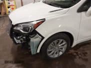 ✅ 2019 Buick Envision Essence • VIN: LRBFXCSA3KD018970 • Лот: 42913494. Опубликован ранее на IAAI с пробегом 26 457 миль. Бесплатный доступ к архиву аукционных продаж из США и подробный отчёт об истории автомобиля на DreamBid. Изображение 19.
