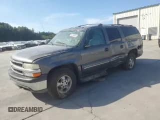 ✅ 2002 Chevrolet Suburban LT • VIN: 3GNFK16Z42G316538 • Lot: 81136305. Listed on Copart with 223,693 mi. Free auction sales archive from the USA and detailed vehicle history report at DreamBid. Image 1.