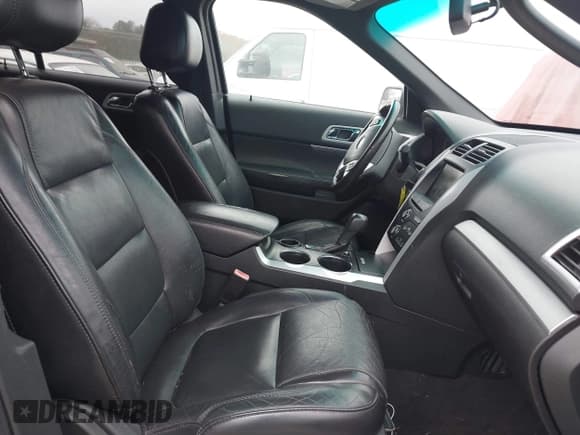 ✅ 2013 Ford Explorer XLT • VIN: 1FM5K7D80DGB18308 • Lot: 43678750. Listed on IAAI with 192,973 mi. Free auction sales archive from the USA and detailed vehicle history report at DreamBid. Image 5.