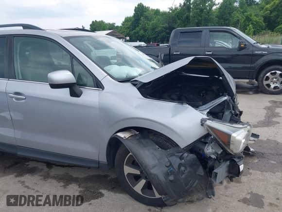 2017 Subaru Forester Limited with VIN JF2SJALC7HH521507, listed as a IAAI auction lot 42380182 with 60,733 mi miles and . Bid and sale history available at DreamBid. Image 19.