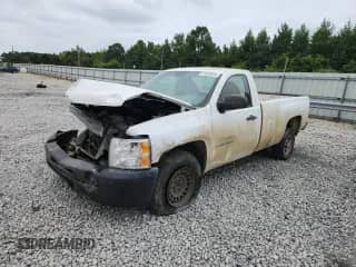2010 Chevrolet Silverado 1500 Work Truck z VIN 1GCPCPEA3AZ172469, wystawiony jako Copart lot #67034645 z przebiegiem 243 124 mil mil oraz Szkoda całkowita • Salvage title. Historia ofert i sprzedaży dostępna na DreamBid. Obrazek 1.