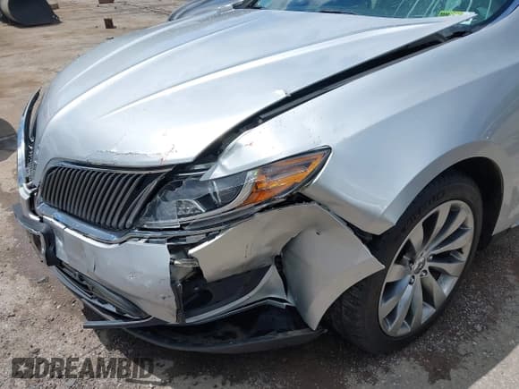 ✅ 2014 Lincoln MKS • VIN: 1LNHL9DK7EG609638 • Lot: 42522461. Wystawiony na IAAI z przebiegiem 48 785 mil. Bezpłatny archiwum sprzedaży aukcyjnych z USA i szczegółowy raport historii pojazdu na DreamBid. Zdjęcie 18.