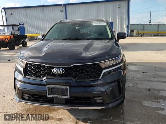 ✅ 2021 Kia Sorento EX • VIN: KNDRH4LG7M5019282 • Lot: 69924065. Wystawiony na Copart z przebiegiem 109 523 mil. Bezpłatny archiwum sprzedaży aukcyjnych z USA i szczegółowy raport historii pojazdu na DreamBid. Zdjęcie 14.