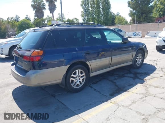 ✅ 2004 Subaru Legacy Outback • VIN: 4S3BH675347641873 • Lot: 42886007. Wystawiony na IAAI z przebiegiem 186 925 mil. Bezpłatny archiwum sprzedaży aukcyjnych z USA i szczegółowy raport historii pojazdu na DreamBid. Zdjęcie 4.