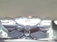 ✅ 2017 Hyundai Veloster • VIN: KMHTC6AD9HU306316 • Lot: 87213724. Wystawiony na Copart z przebiegiem 160 617 mil. Bezpłatny archiwum sprzedaży aukcyjnych z USA i szczegółowy raport historii pojazdu na DreamBid. Zdjęcie 14.