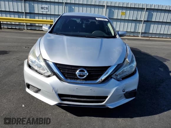 ✅ 2018 Nissan Altima S • VIN: 1N4AL3AP2JC151999 • Лот: 92747925. Опубликован ранее на Copart с пробегом 129 182 миль. Бесплатный доступ к архиву аукционных продаж из США и подробный отчёт об истории автомобиля на DreamBid. Изображение 5.