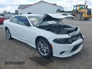✅ 2023 Dodge Charger GT • VIN: 2C3CDXMG0PH624053 • Lot: 43055578. Wystawiony na IAAI z przebiegiem 29 585 mil. Bezpłatny archiwum sprzedaży aukcyjnych z USA i szczegółowy raport historii pojazdu na DreamBid. Zdjęcie 1.