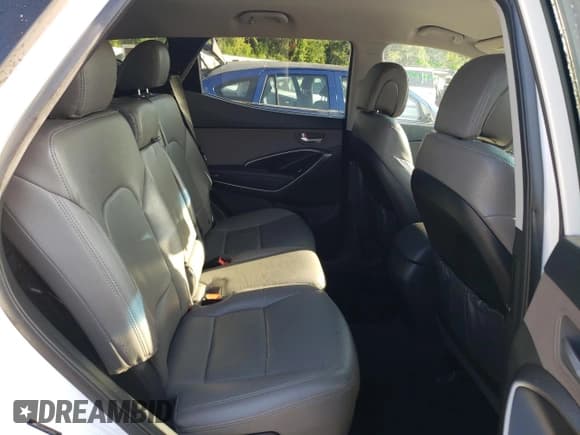 ✅ 2018 Hyundai Santa Fe 2.4L • VIN: 5NMZU3LB3JH101643 • Лот: 52760404. Опубликован ранее на Copart с пробегом 131 834 миль. Бесплатный доступ к архиву аукционных продаж из США и подробный отчёт об истории автомобиля на DreamBid. Изображение 11.