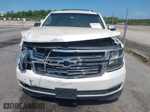 ✅ 2016 Chevrolet Suburban LTZ • VIN: 1GNSCJKC7GR258686 • Lot: 42787175. Wystawiony na IAAI z przebiegiem Nie podano. Bezpłatny archiwum sprzedaży aukcyjnych z USA i szczegółowy raport historii pojazdu na DreamBid. Zdjęcie 12.
