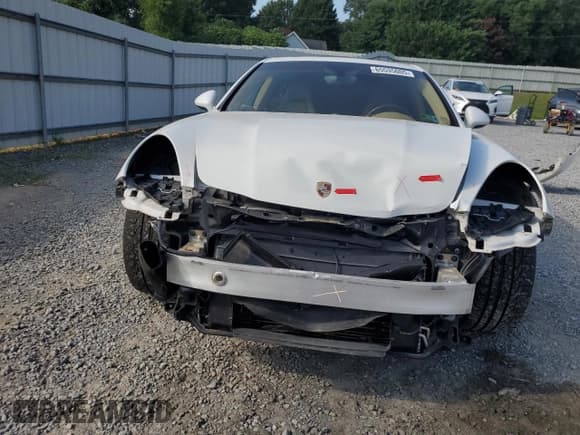 ✅ 2013 Porsche Panamera S • VIN: WP0AB2A77DL060674 • Лот: 65535005. Опубликован ранее на Copart с пробегом 106 170 миль. Бесплатный доступ к архиву аукционных продаж из США и подробный отчёт об истории автомобиля на DreamBid. Изображение 5.