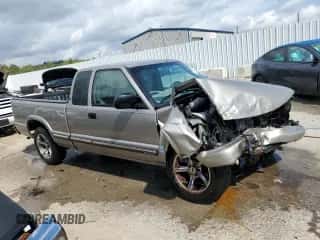 2001 Chevrolet S-10 с VIN 1GCCS195618136096, выставлен на аукционе Copart как лот 72679234 с пробегом Не указан миль и На запчасти • Non repairable. История ставок и продаж доступна на DreamBid. Изображение 4.