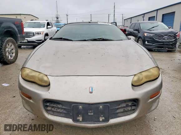 2002 Chevrolet Camaro z VIN 2G1FP22K422114559, wystawiony jako Copart lot #51294095 z przebiegiem 170 273 mil mil oraz Czysty tytuł • Clean title. Historia ofert i sprzedaży dostępna na DreamBid. Obrazek 5.