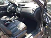 ✅ 2017 Nissan Rogue SL • VIN: 5N1AT2MT0HC748412 • Лот: 42310325. Опубликован ранее на IAAI с пробегом 94 514 миль. Бесплатный доступ к архиву аукционных продаж из США и подробный отчёт об истории автомобиля на DreamBid. Изображение 5.