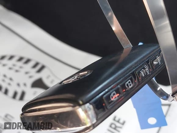 ✅ 2023 Mazda CX-50 S Premium Plus • VIN: 7MMVABEM9PN116501 • Lot: 42371466. Wystawiony na IAAI z przebiegiem 45 675 mil. Bezpłatny archiwum sprzedaży aukcyjnych z USA i szczegółowy raport historii pojazdu na DreamBid. Zdjęcie 11.