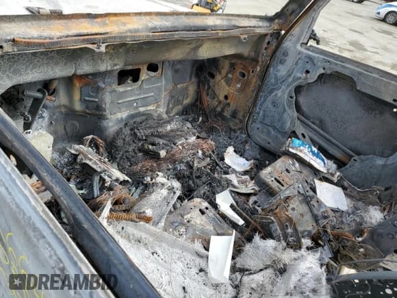 ✅ 2017 Jeep Wrangler Unlimited Rubicon Hard Rock • VIN: 1C4BJWFG0HL543260 • Lot: 82221985. Listed on Copart with Not provided. Free auction sales archive from the USA and detailed vehicle history report at DreamBid. Image 8.