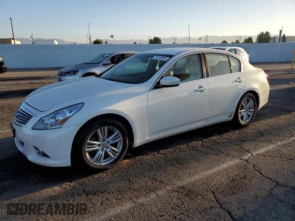 ✅ 2011 Infiniti G25 Journey • VIN: JN1DV6AP2BM601703 • Lot: 71112815. Listed on Copart with 316,760 mi. Free auction sales archive from the USA and detailed vehicle history report at DreamBid. Image 1.