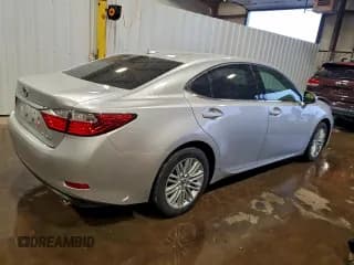 ✅ 2013 Lexus ES 250 • VIN: JTHBK1GG5D2029935 • Lot: 93853305. Listed on Copart with 133,664 mi. Free auction sales archive from the USA and detailed vehicle history report at DreamBid. Image 3.