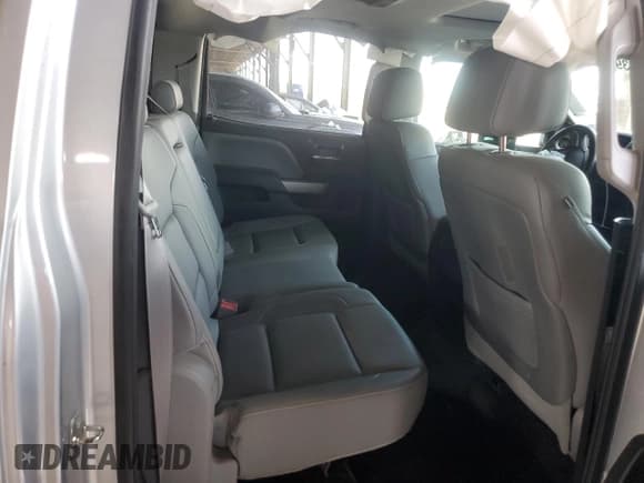 ✅ 2015 Chevrolet Silverado 2500HD LTZ • VIN: 1GC1KWE82FF140198 • Lot: 53965755. Wystawiony na Copart z przebiegiem 79 198 mil. Bezpłatny archiwum sprzedaży aukcyjnych z USA i szczegółowy raport historii pojazdu na DreamBid. Zdjęcie 10.