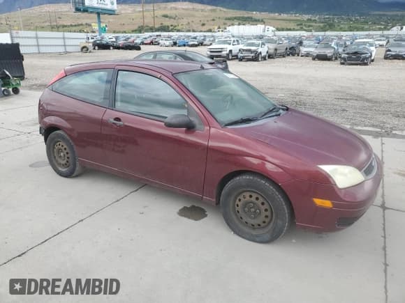 ✅ 2006 Ford Focus S • VIN: 1FAFP31N36W227356 • Lot: 56711205. Wystawiony na Copart z przebiegiem 231 275 mil. Bezpłatny archiwum sprzedaży aukcyjnych z USA i szczegółowy raport historii pojazdu na DreamBid. Zdjęcie 4.