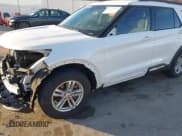 ✅ 2020 Ford Explorer XLT • VIN: 1FMSK7DH9LGB15277 • Lot: 43677993. Wystawiony na IAAI z przebiegiem 98 285 mil. Bezpłatny archiwum sprzedaży aukcyjnych z USA i szczegółowy raport historii pojazdu na DreamBid. Zdjęcie 18.