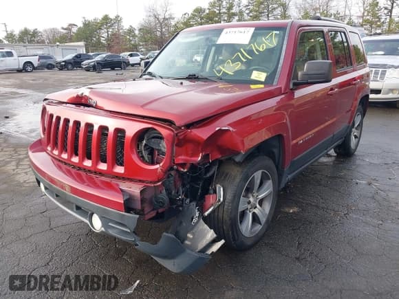 ✅ 2016 Jeep Patriot Latitude • VIN: 1C4NJPFAXGD503243 • Lot: 43717617. Wystawiony na IAAI z przebiegiem 120 273 mil. Bezpłatny archiwum sprzedaży aukcyjnych z USA i szczegółowy raport historii pojazdu na DreamBid. Zdjęcie 6.